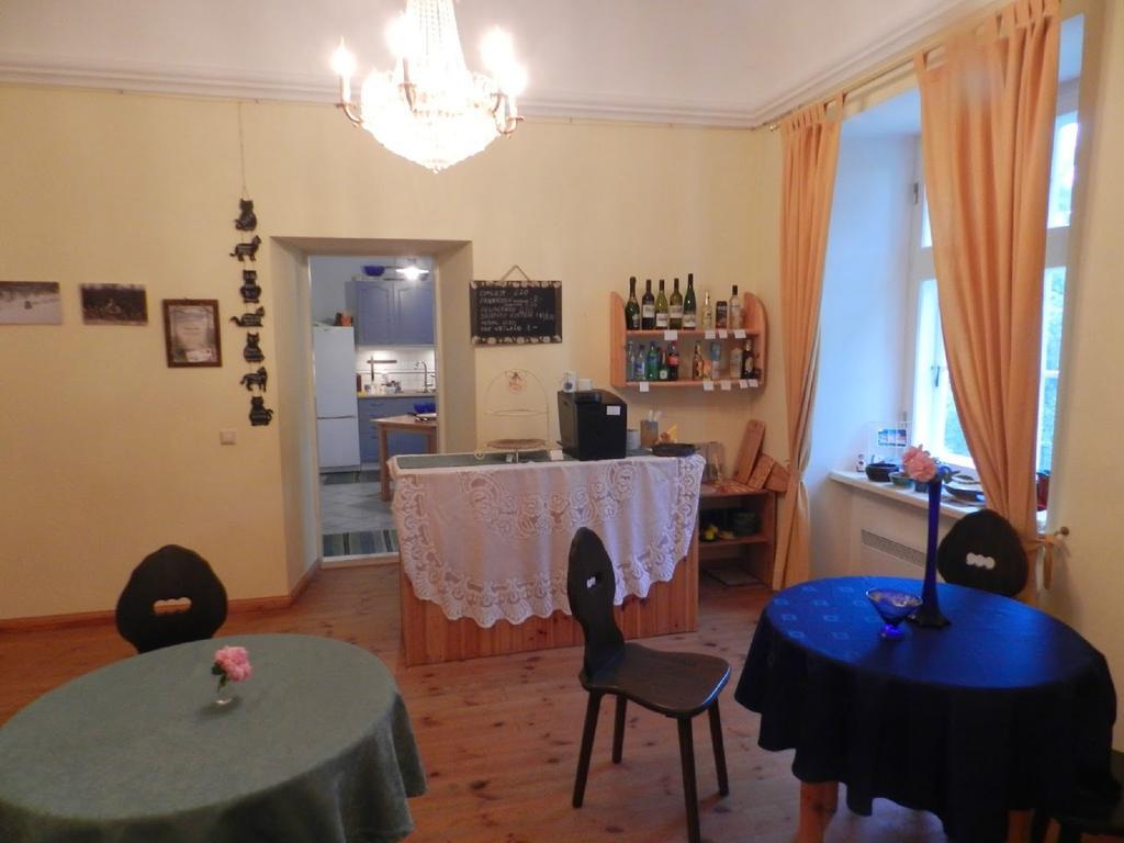 Saare Manor Guesthouse الغرفة الصورة